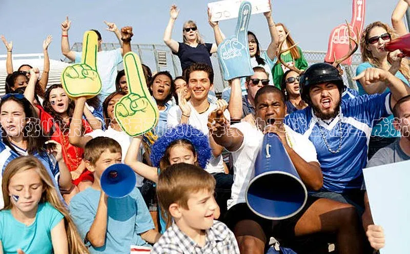 8868体育在线官网哇咔哇咔文化揭秘山东足球运动员周泽豪的足球生涯与成就