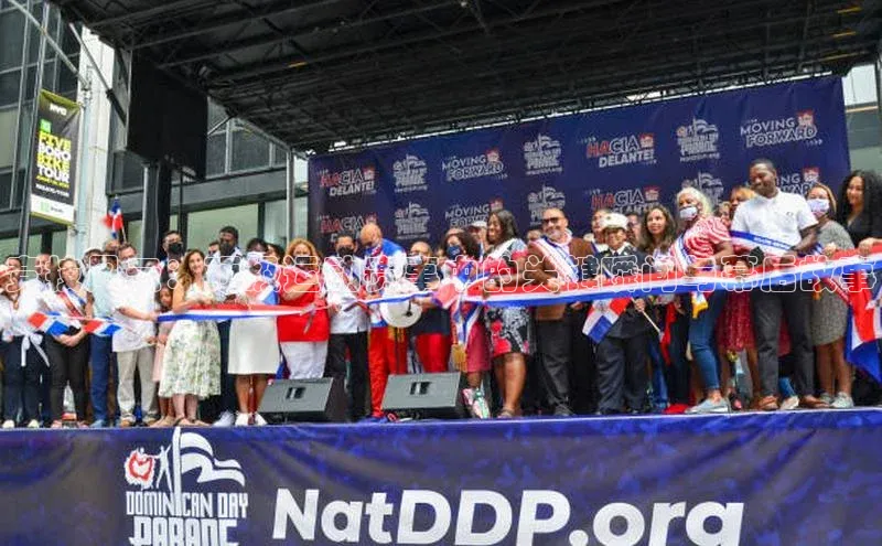 竞技风云：顶级运动赛事中的关键瞬间与幕后故事